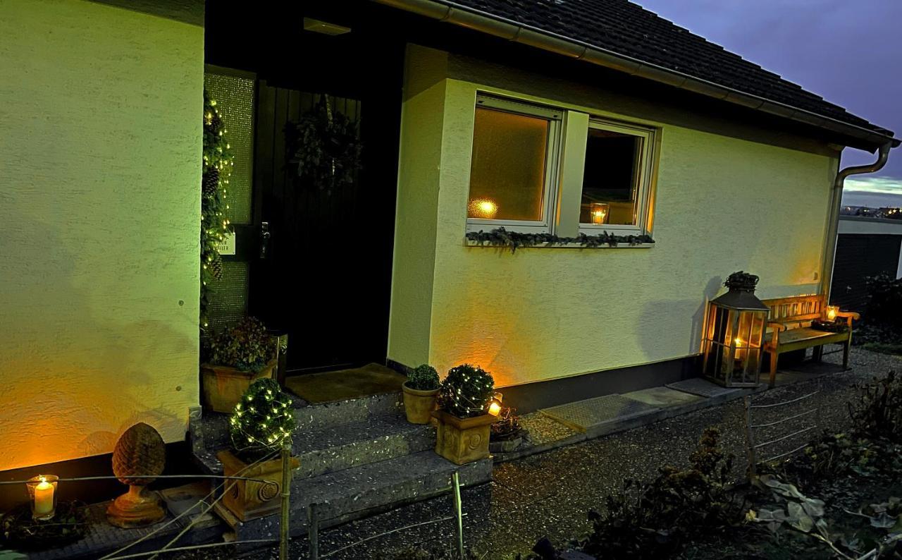 Appartement Region Esslingen - Naehe Messe - Flughafen - Stuttgart - Wohnen Und Arbeiten Auf Zeit In 120M2 Wohlfuehlatmosphaere - Ab 3 Uebernachtungen - Geeignet Fuer 4 Pers Incl Kinder - Beistellbett Moeglich - Kinder Und Tiere Willkommen - Garage F Altbach Exterior photo