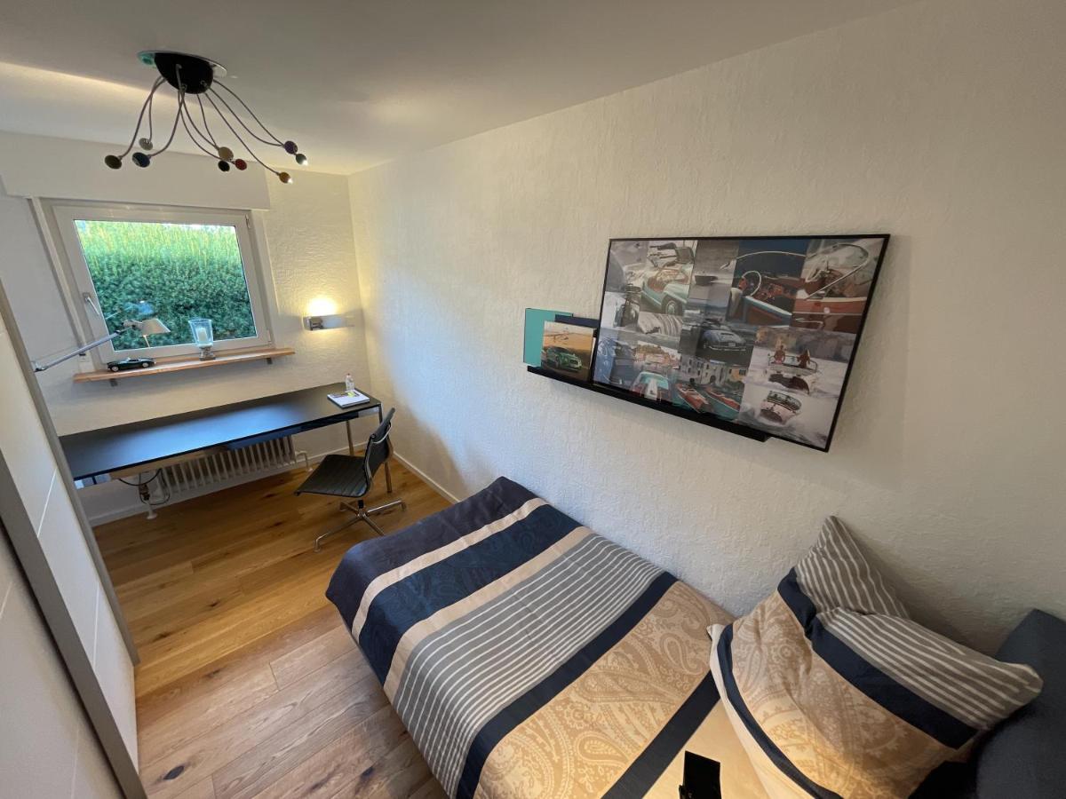 Appartement Region Esslingen - Naehe Messe - Flughafen - Stuttgart - Wohnen Und Arbeiten Auf Zeit In 120M2 Wohlfuehlatmosphaere - Ab 3 Uebernachtungen - Geeignet Fuer 4 Pers Incl Kinder - Beistellbett Moeglich - Kinder Und Tiere Willkommen - Garage F Altbach Exterior photo
