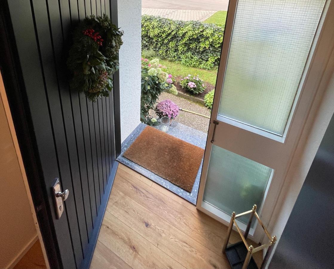 Appartement Region Esslingen - Naehe Messe - Flughafen - Stuttgart - Wohnen Und Arbeiten Auf Zeit In 120M2 Wohlfuehlatmosphaere - Ab 3 Uebernachtungen - Geeignet Fuer 4 Pers Incl Kinder - Beistellbett Moeglich - Kinder Und Tiere Willkommen - Garage F Altbach Exterior photo
